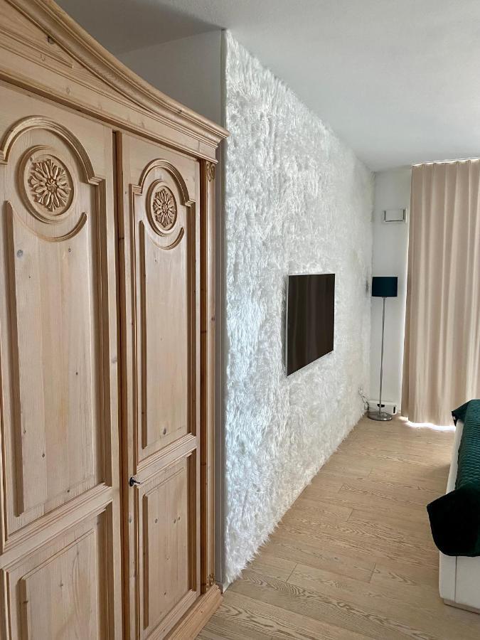 Alpen-Panorama Suite - Einzigartige Privatsuite Hoch Ueber Muenchen, 12Tes Og, Alpenblick, Loggia, Whirlpool, 15 Minuten Zum Zentrum, Ruhe Und Erholung In Der Stadt Muenchen Fuer Privat Und Geschaeftlich Reisende Ngoại thất bức ảnh